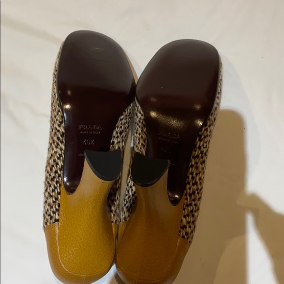 Prada tweed Heels 401/2 - Picture 6 of 6